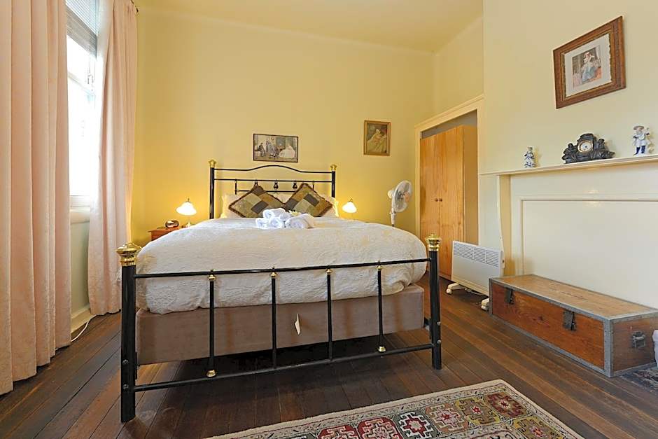 Edinburgh Gallery Bed & Breakfast