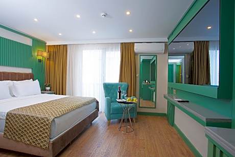 Deluxe Double Room - No View