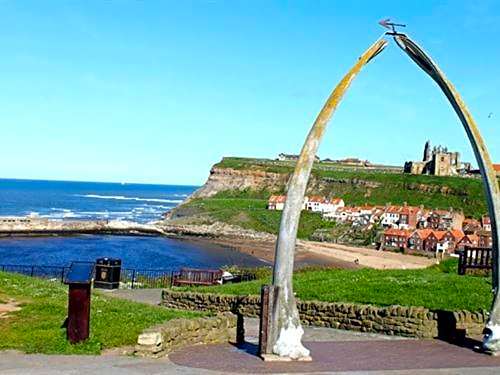 The Old Auction Rooms Lot 2 Central with Private Parking