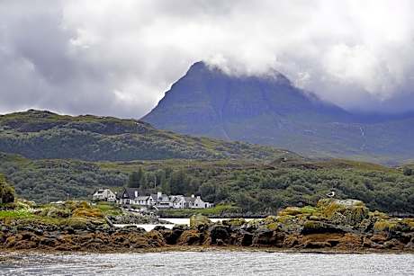 Kylesku Hotel & Kylesku House, by Highland Coast Hotels