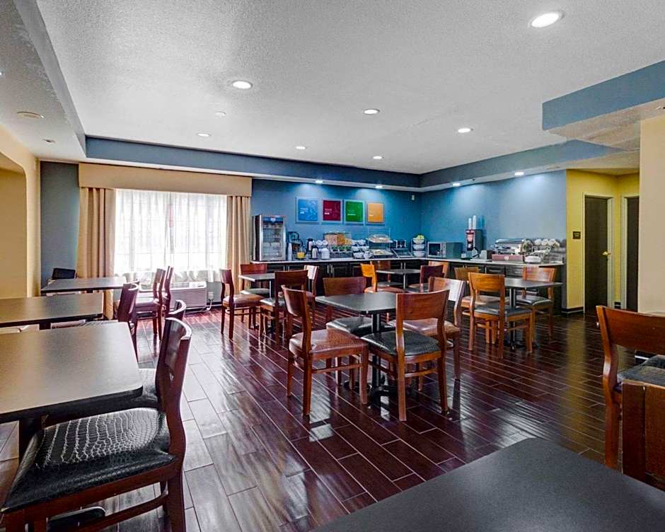 Comfort Suites Lake Ray Hubbard – Rowlett, TX