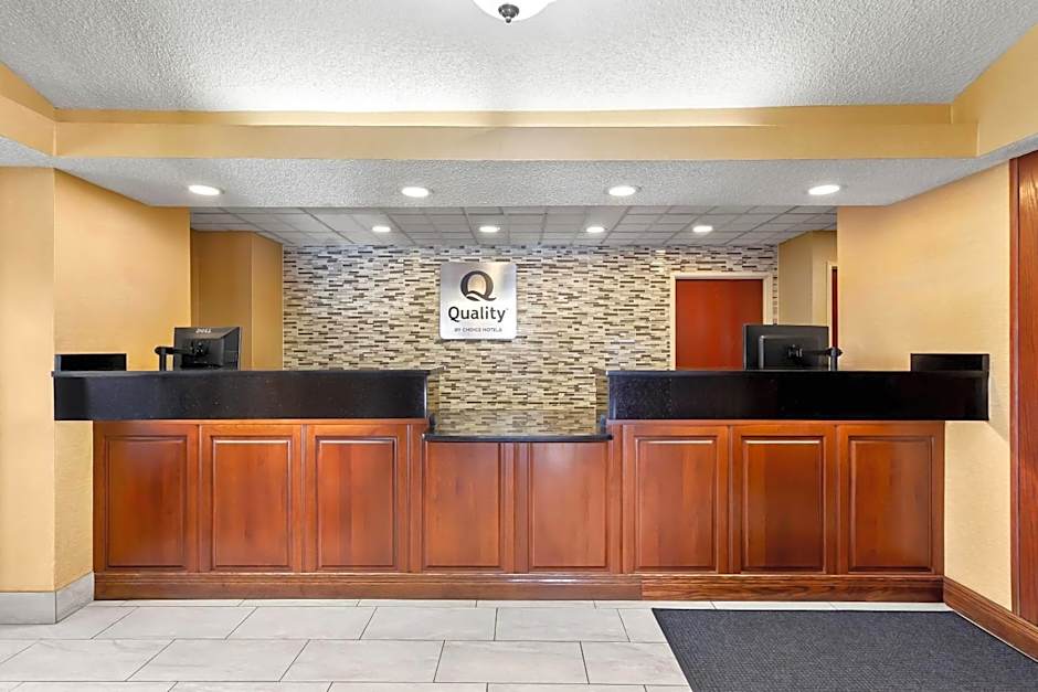 Quality Inn & Suites Niles