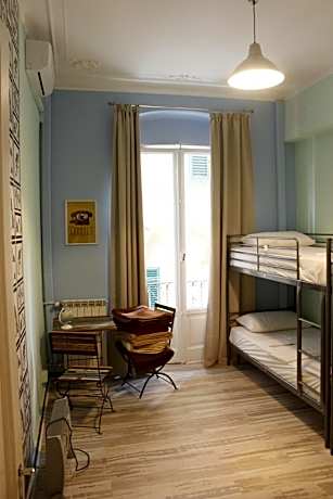 Bed in 4-Bed Mixed Dormitory Room