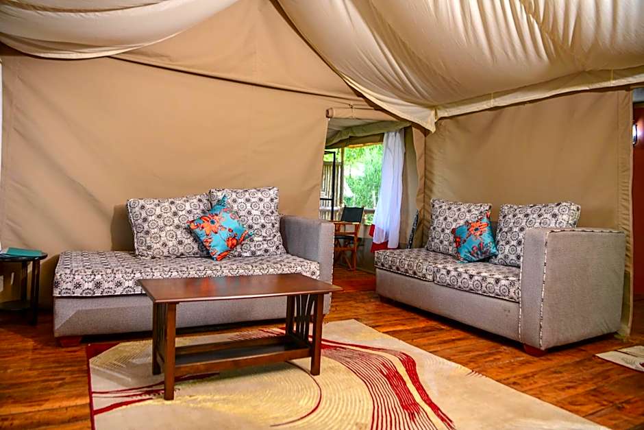 Oldarpoi Wageni Camps