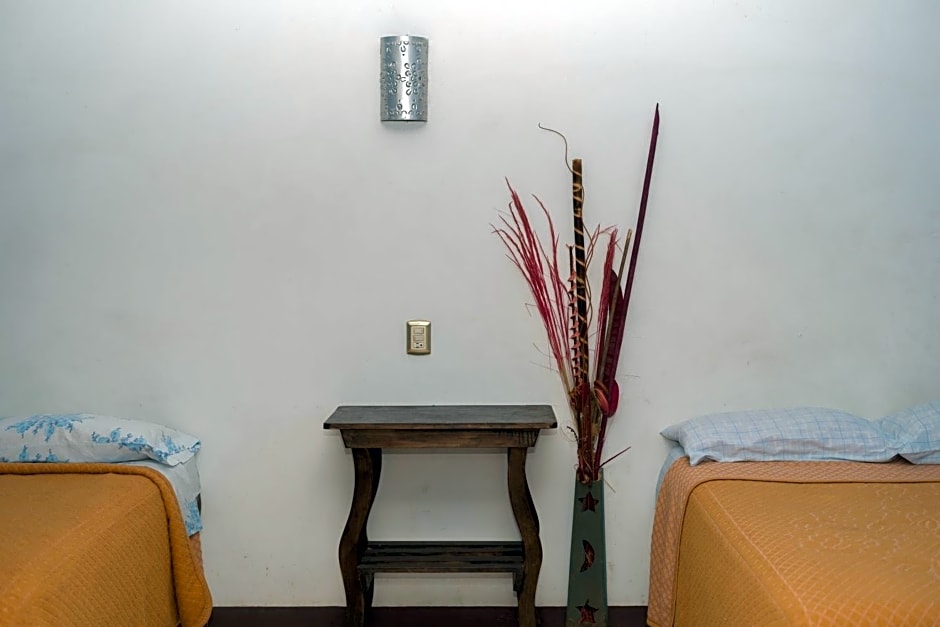 HOTEL NIUT-JA