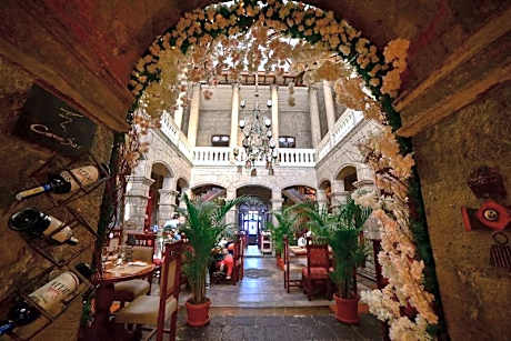 Roka Plaza Hotel Boutique