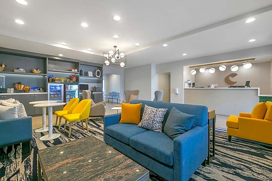 Comfort Inn & Suites