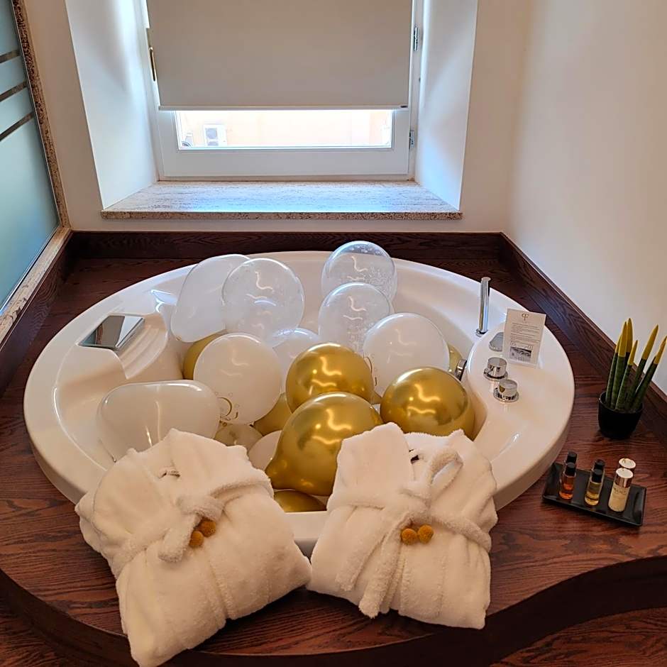 Palazzo Ferrucci Luxury Suites