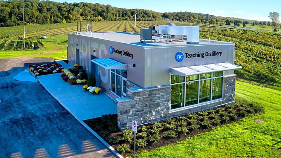 Residence & Conference Centre - Niagara-on-the-Lake