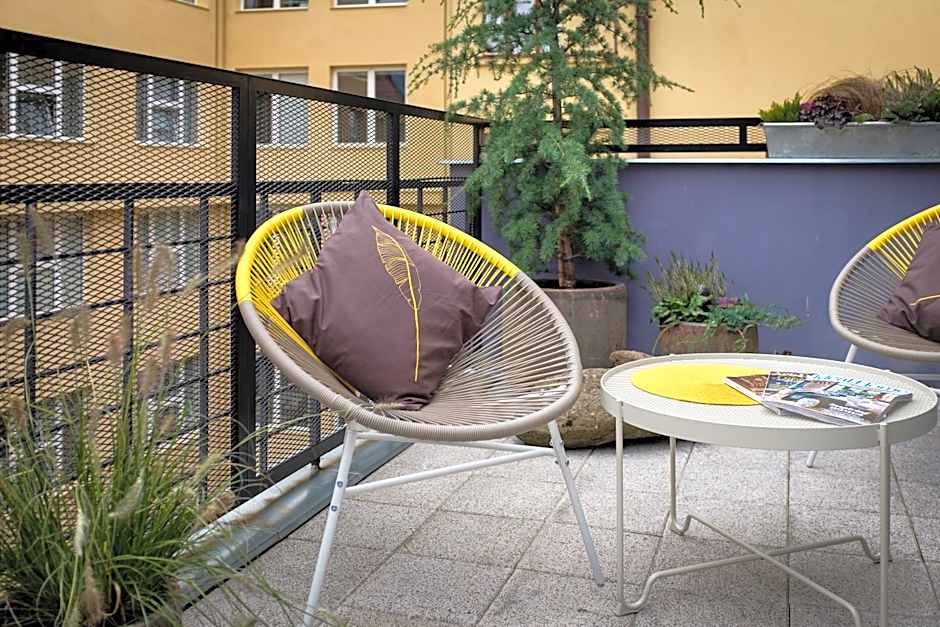 City Leaf Apartments