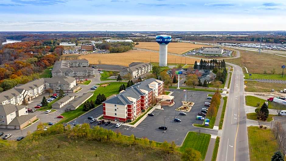 Holiday Inn Express St. Cloud By IHG