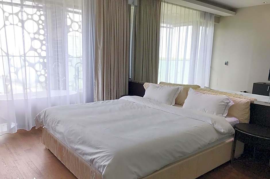 Ocean Star Condominium