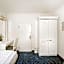Self-Check-In Hotel Adlon