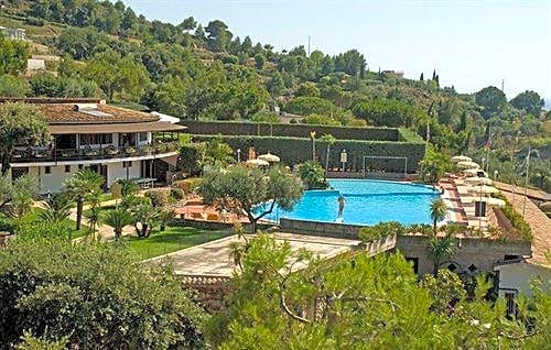 Residence Costa Di Kair Ed Din