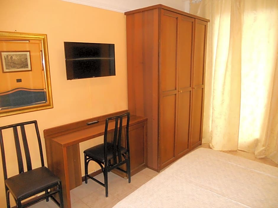 Hotel Salus