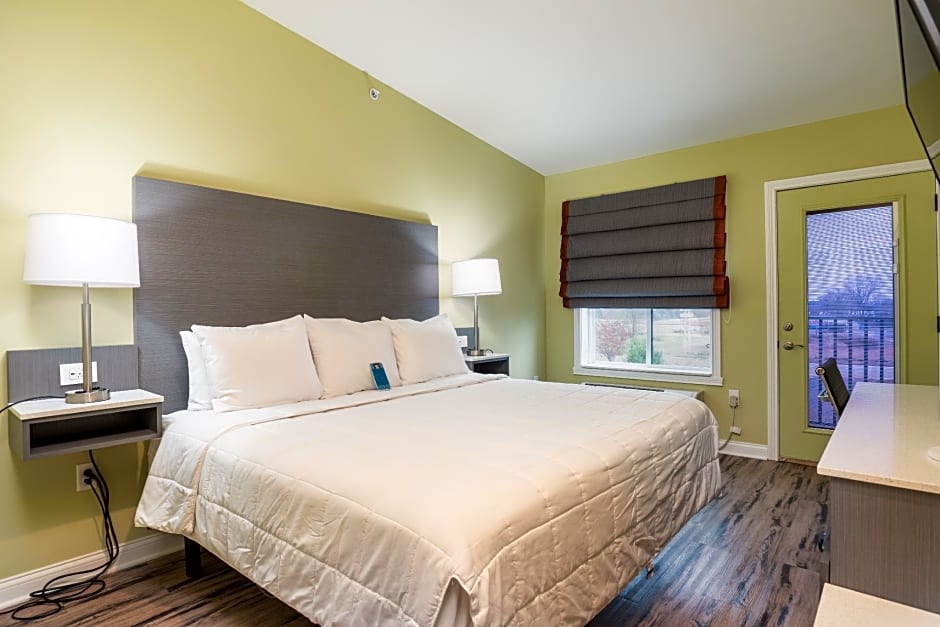 Photo 1 of 15 of Premium 1 King Bed Suite