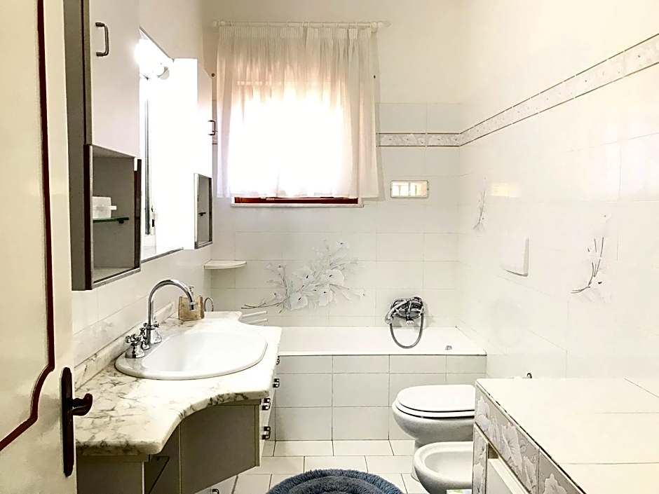 HIstoric Luxury Villa,sea view, private parking