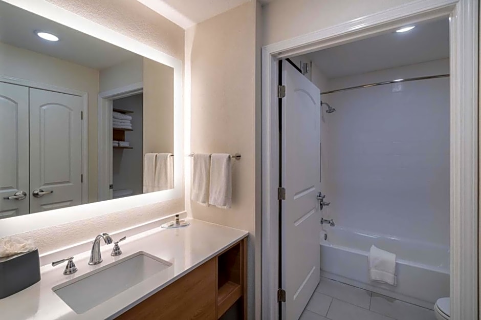 Staybridge Suites - Flowood - NW Jackson By IHG