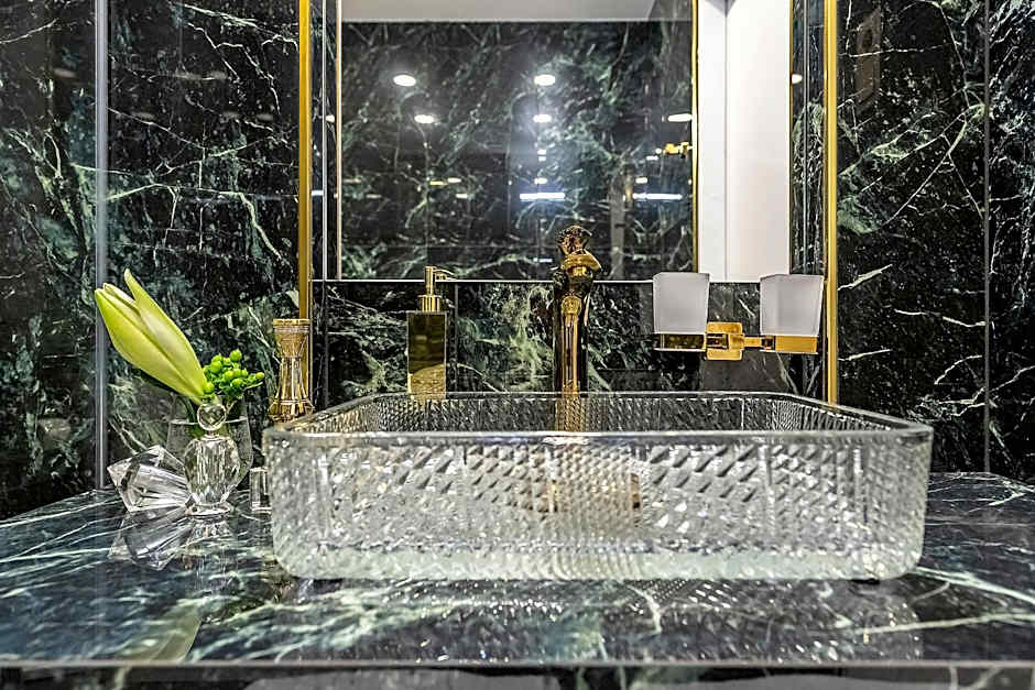 St Palace hotel