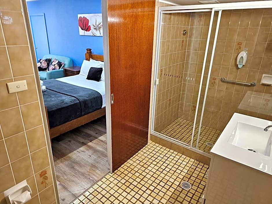 Cumberland Motor Inn