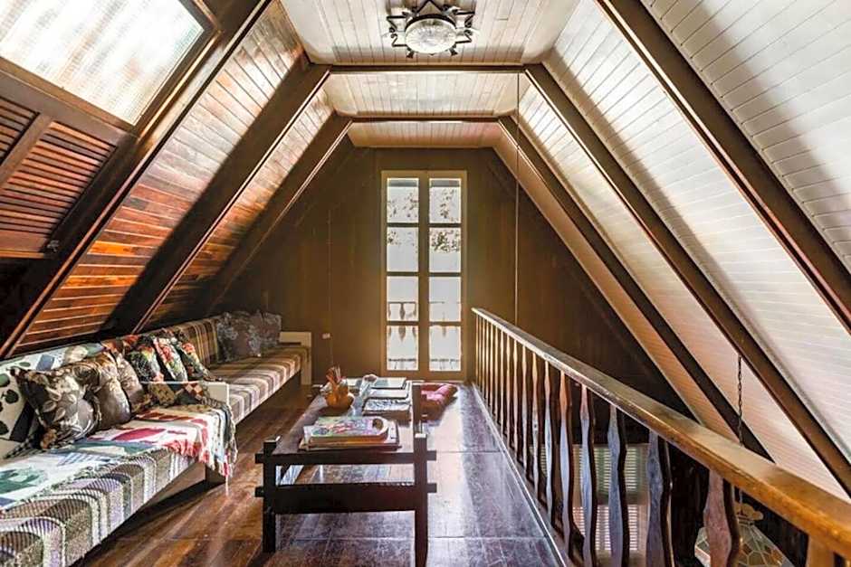 Chalé inteiro completo a 5 min a pé do Capivari - Campos do Jordão