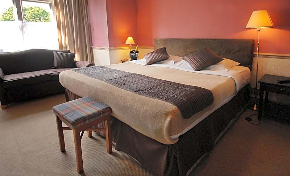 Tree Hotel at Iffley