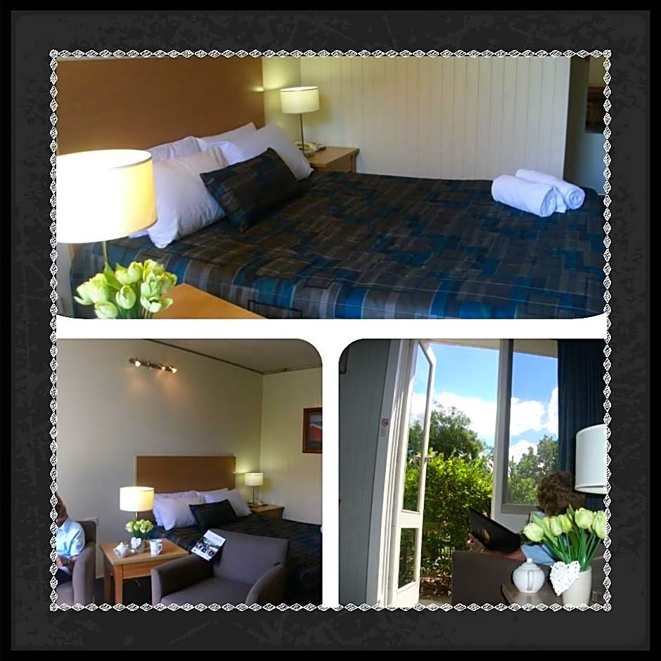 Parkwood Motel & Apartments