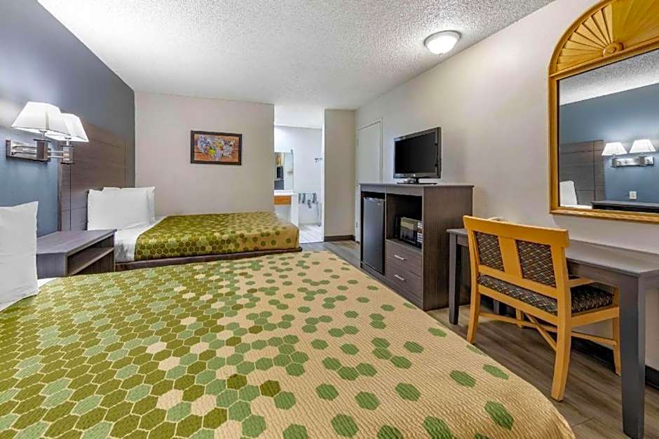 Econo Lodge On Historic Route 66