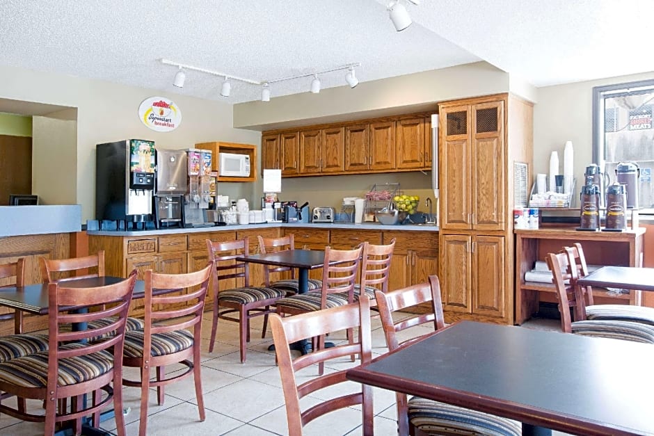 Super 8 by Wyndham Beckley