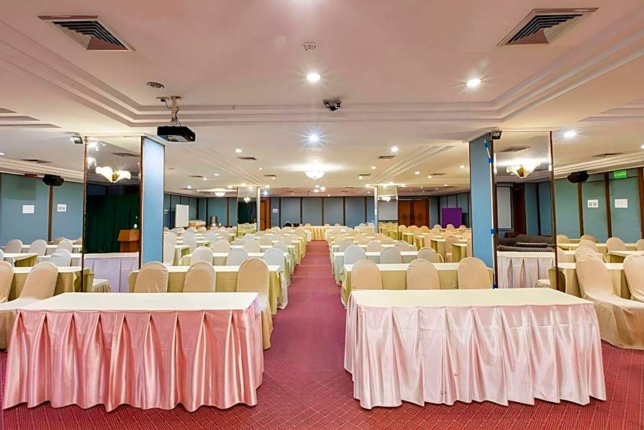 Nonthaburi Palace Hotel