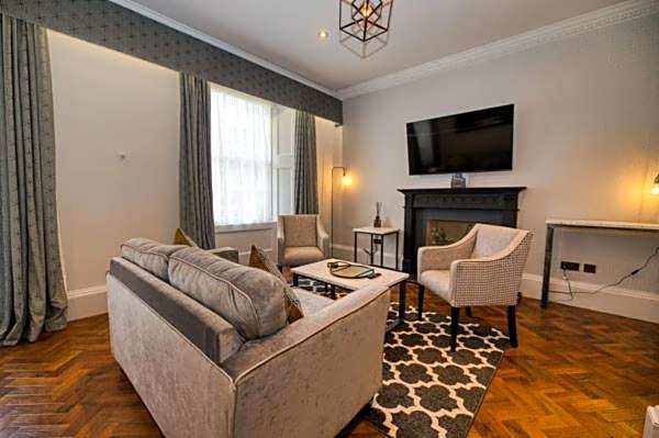 King Street Aparthotel