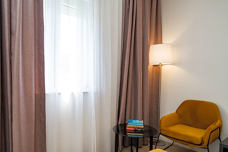 Bacan Serviced Apartments