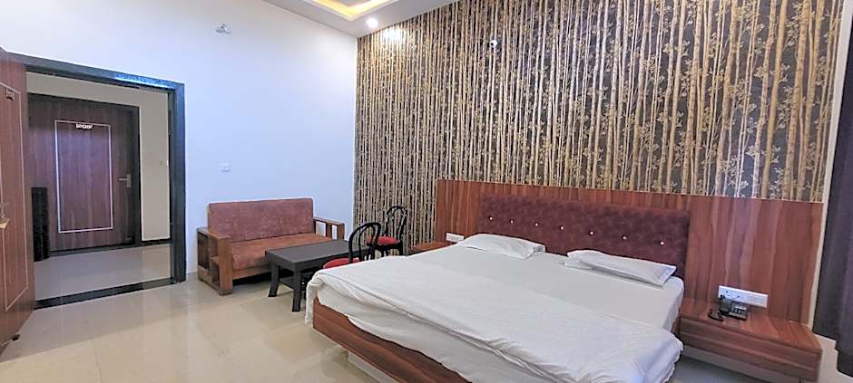 Shri Kailash Mansarovar Hotel and Marriage Garden