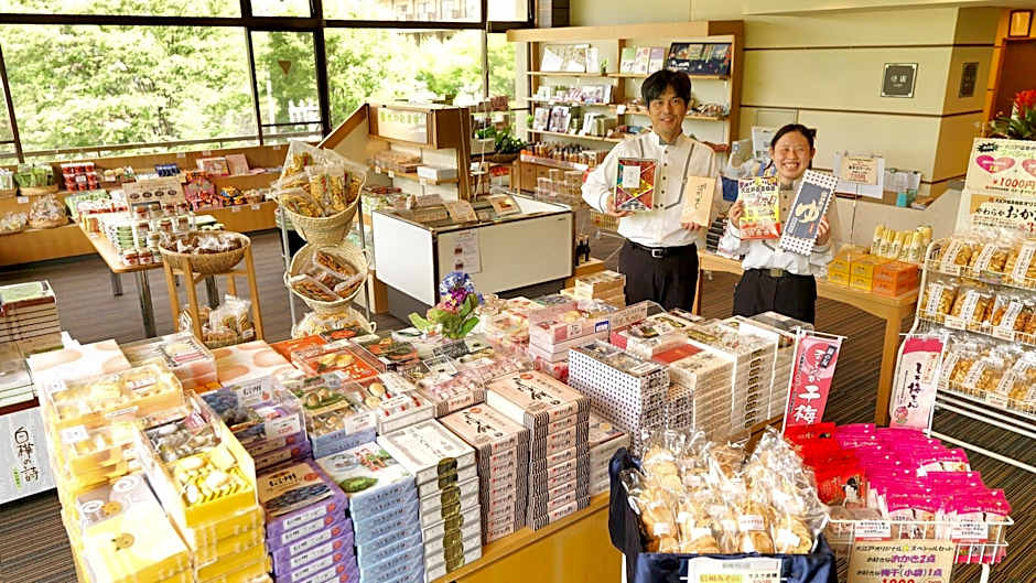 Ooedo Onsen Monogatari Shinshu Kakeyu