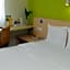 7 Days Inn Luoyang Wangcheng Park Metro Station
