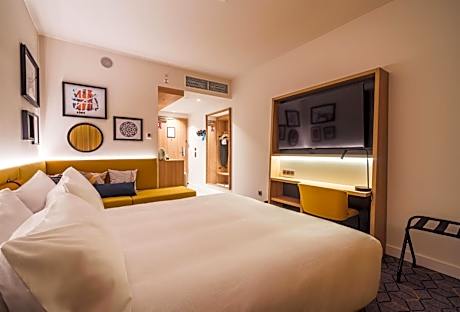 Family Connecting Rooms