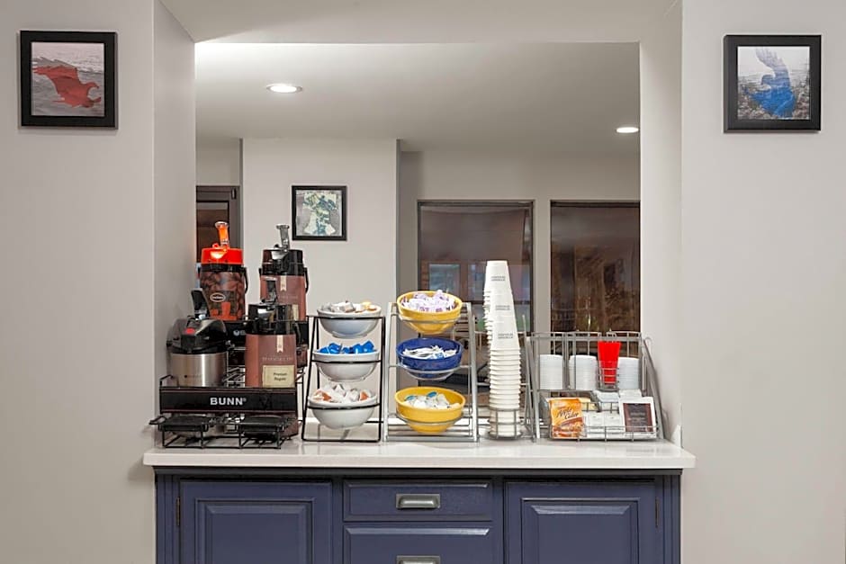 Days Inn by Wyndham Eagle River