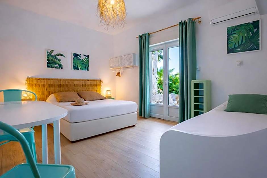 Hôtel Almanarre Plage - Hôtel Eco-Responsable face à la mer
