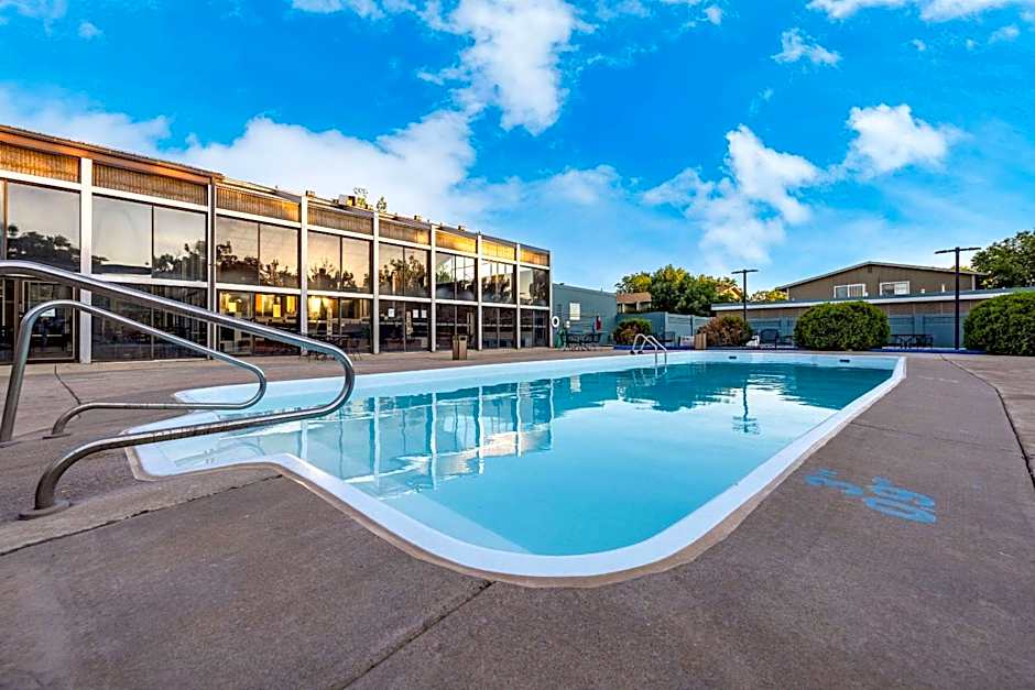 Quality Inn & Suites Canon City