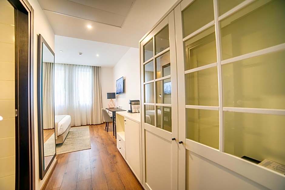 Vip Executive Picoas Hotel