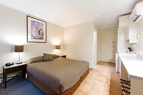 Special Offer -  Double Room - Limited Housekeeping