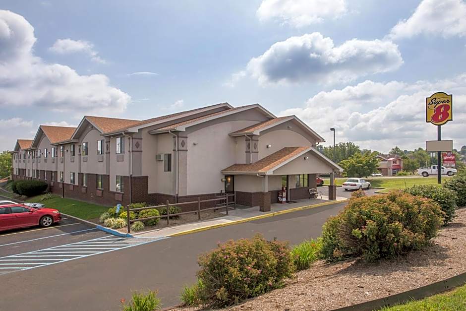 Super 8 by Wyndham Christiansburg/Blacksburg Area