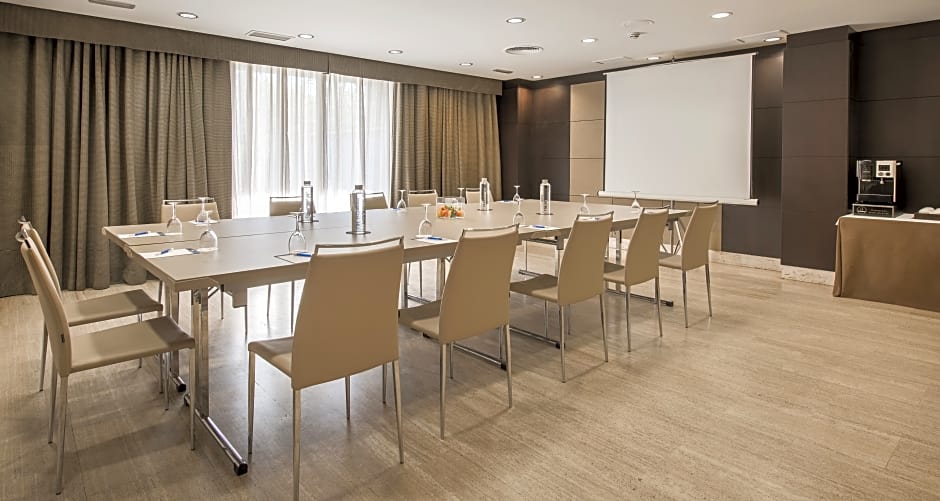 NH Paseo De La Habana