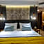 Kayhan City Hotel