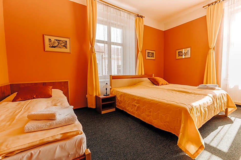 Hotel U Valdické brány