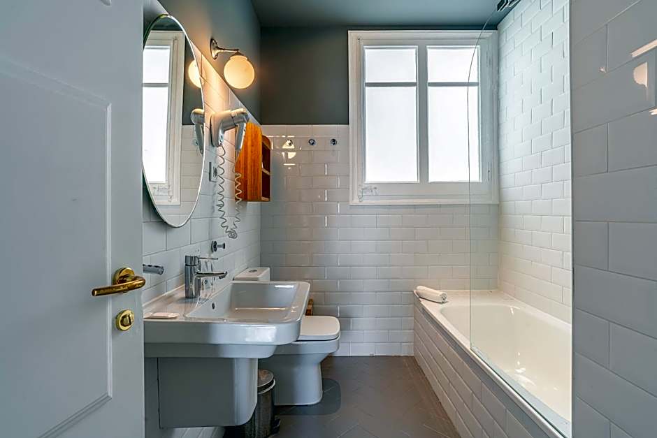 Casa Gracia Barcelona Hostel