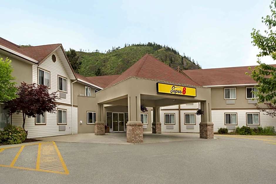 Super 8 by Wyndham West Kelowna BC
