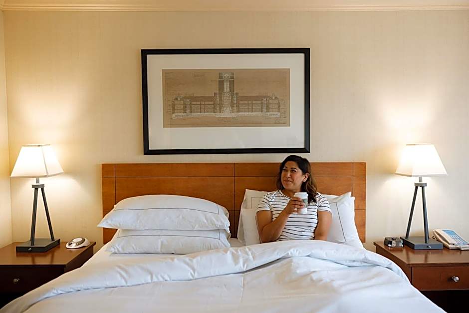 Hilton Knoxville