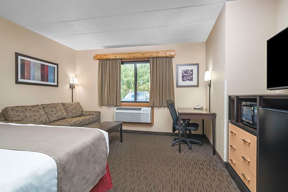 AmericInn by Wyndham Detroit Lakes