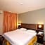 1 City Hotel